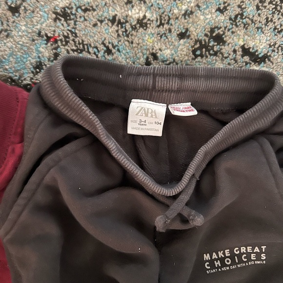 HUGE DEAL! 4 pairs of Pants for $15 - Picture 5 of 5